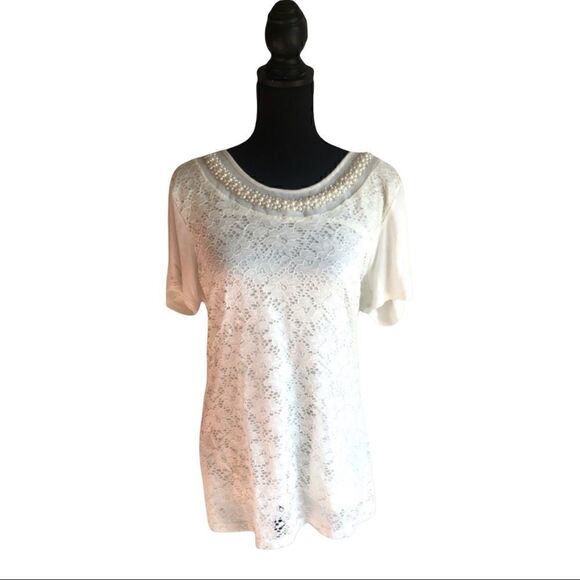 Lace Overlay Blouse with Pearl Detail - Picture 4 of 8